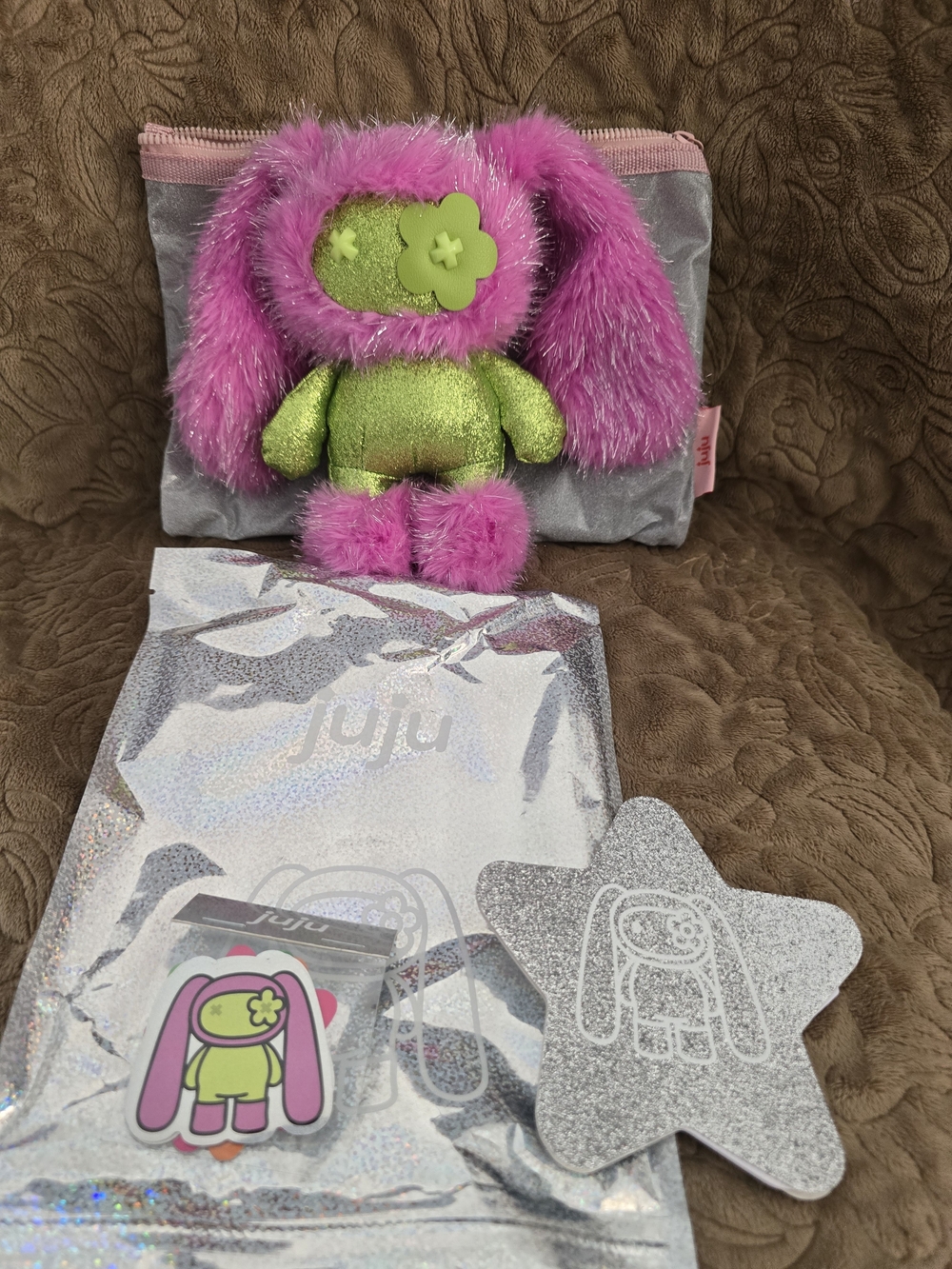 Juju Tammy Sparkle CJ Hendry